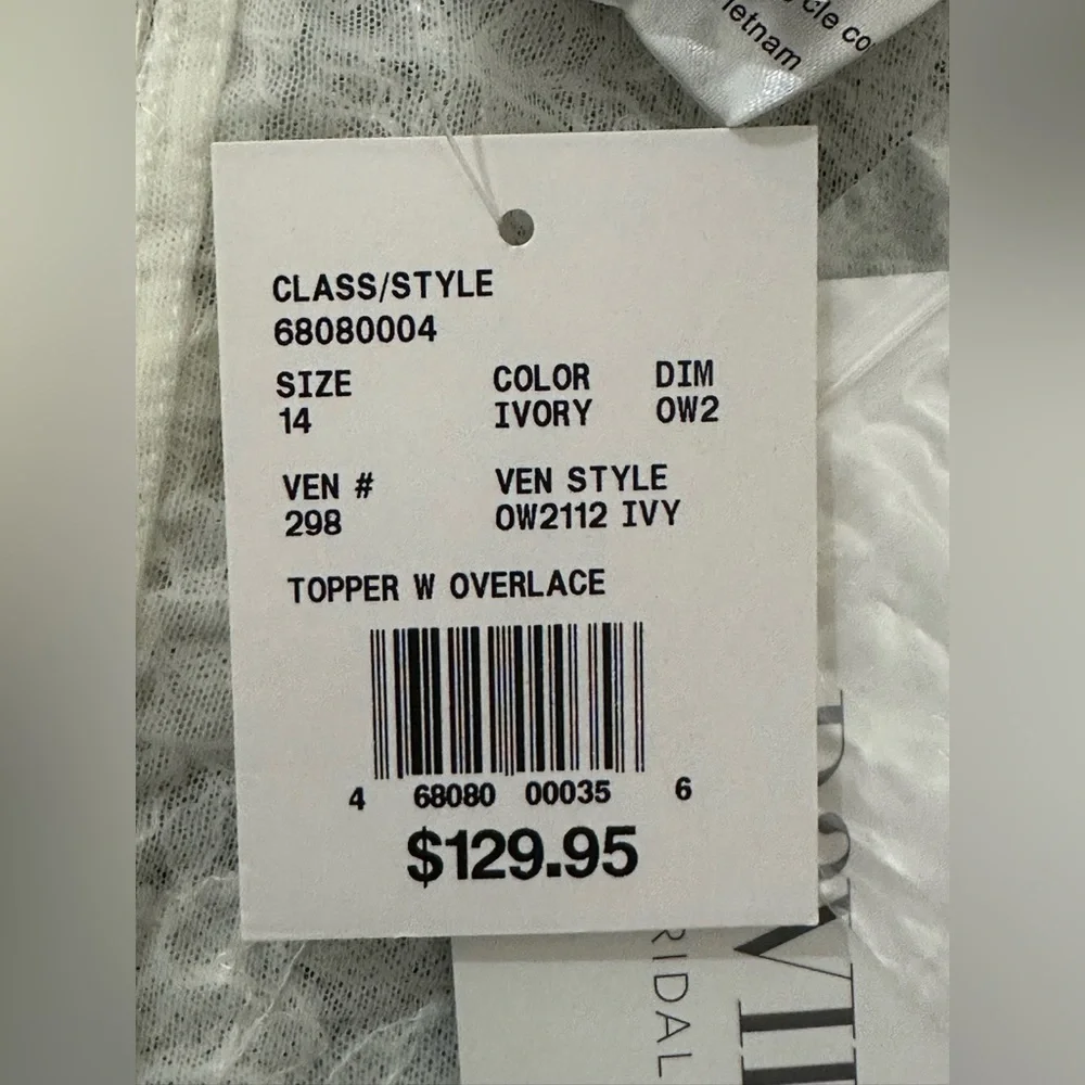 David’s Bridal Ivory Off-the-Shoulder Lace Topper with 3/4 Sleeves - Picture 10 of 10